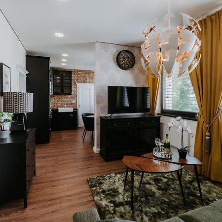 Apartmany Evia Clinic Levice Eksteriør billede
